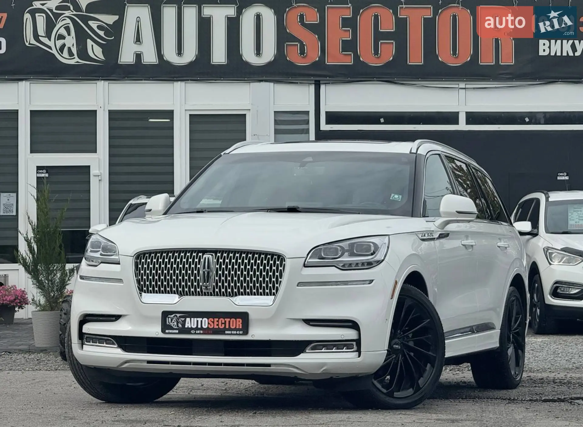 2021 Lincoln Aviator - фото 1