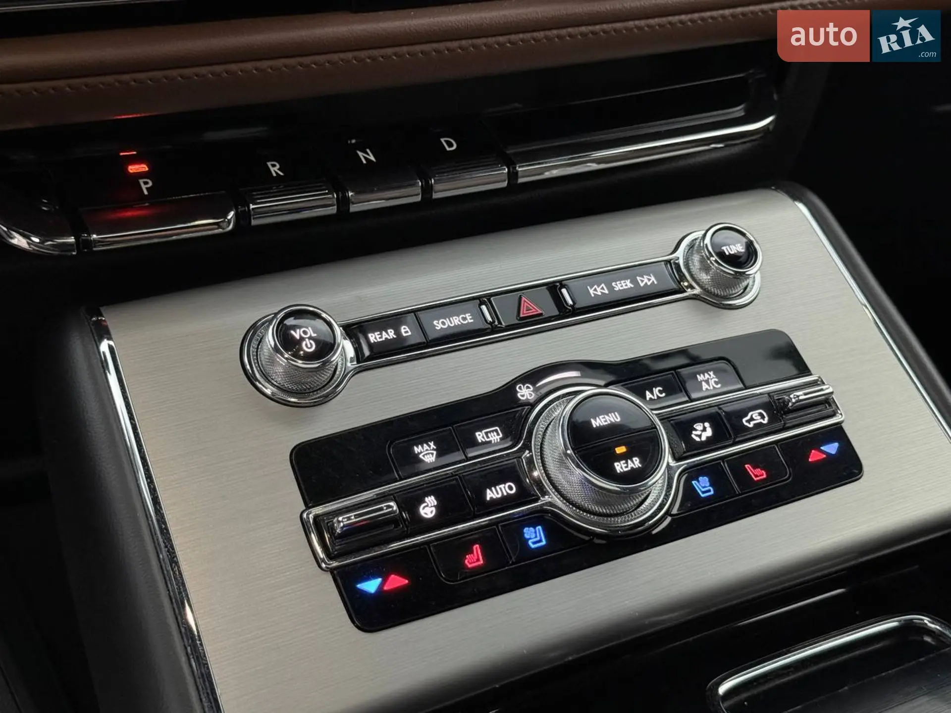 2021 Lincoln Aviator - мініатюра 40