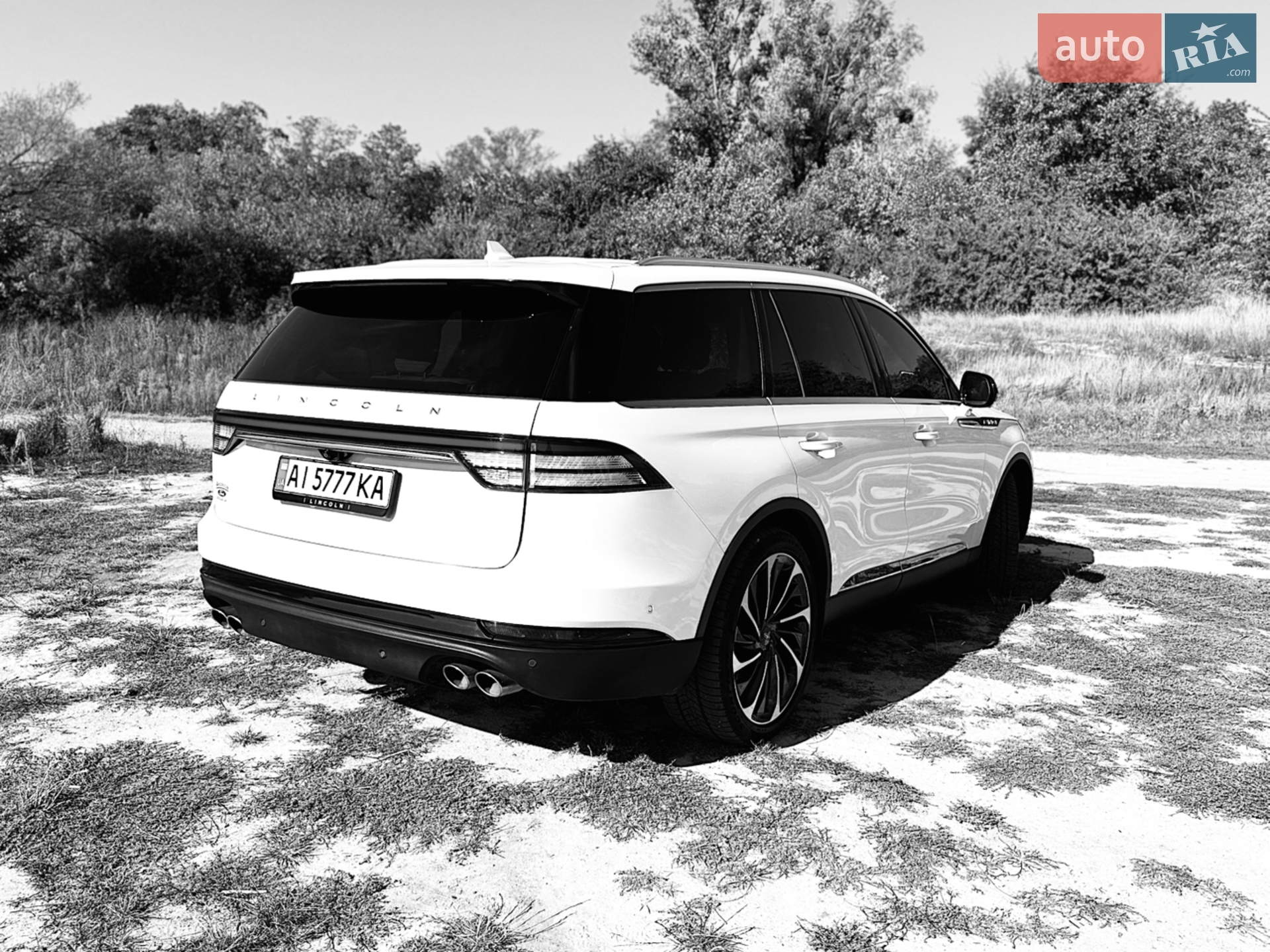 2020 Lincoln Aviator - мініатюра 10