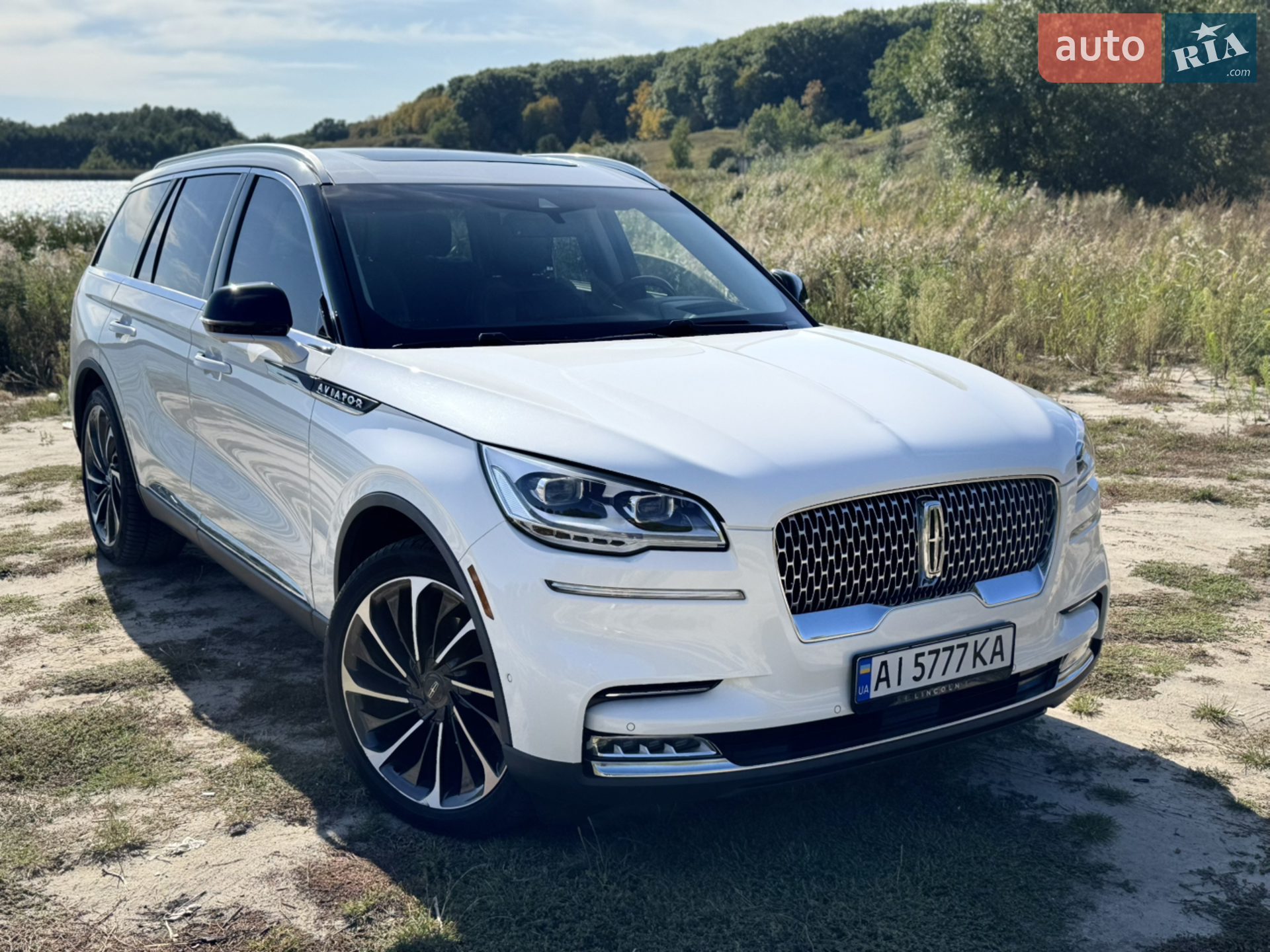 2020 Lincoln Aviator - мініатюра 11