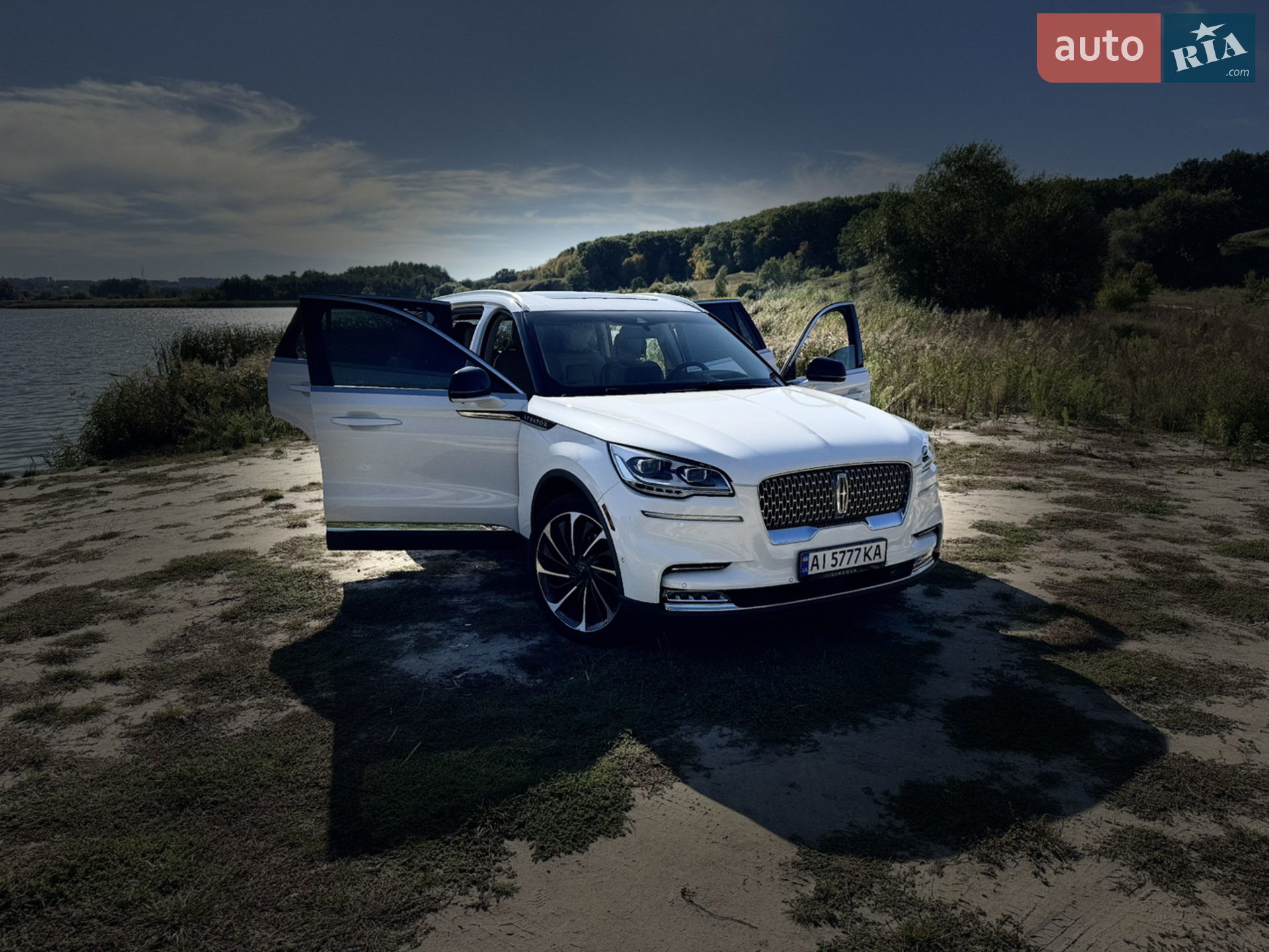 2020 Lincoln Aviator - мініатюра 27