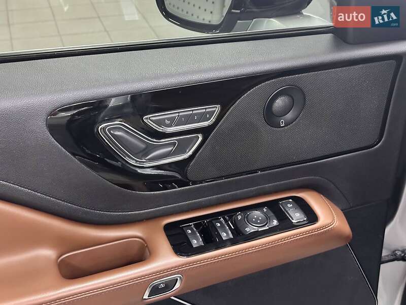 Внедорожник / Кроссовер Lincoln Aviator 2021 в Киеве