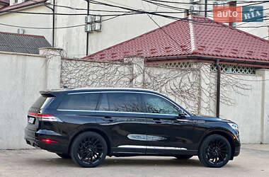Внедорожник / Кроссовер Lincoln Aviator 2022 в 