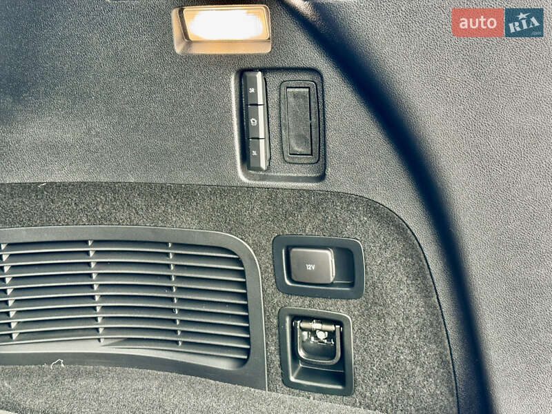 Позашляховик / Кросовер Lincoln Aviator 2022 в Києві фото 29 Позашляховик / Кросовер Lincoln Aviator 2022 в Києві