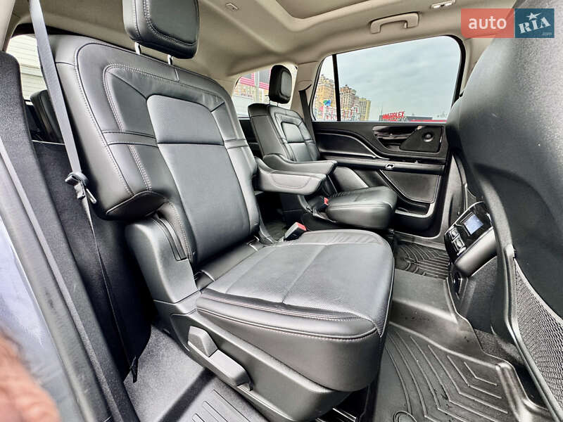 Позашляховик / Кросовер Lincoln Aviator 2022 в Києві фото 43 Позашляховик / Кросовер Lincoln Aviator 2022 в Києві