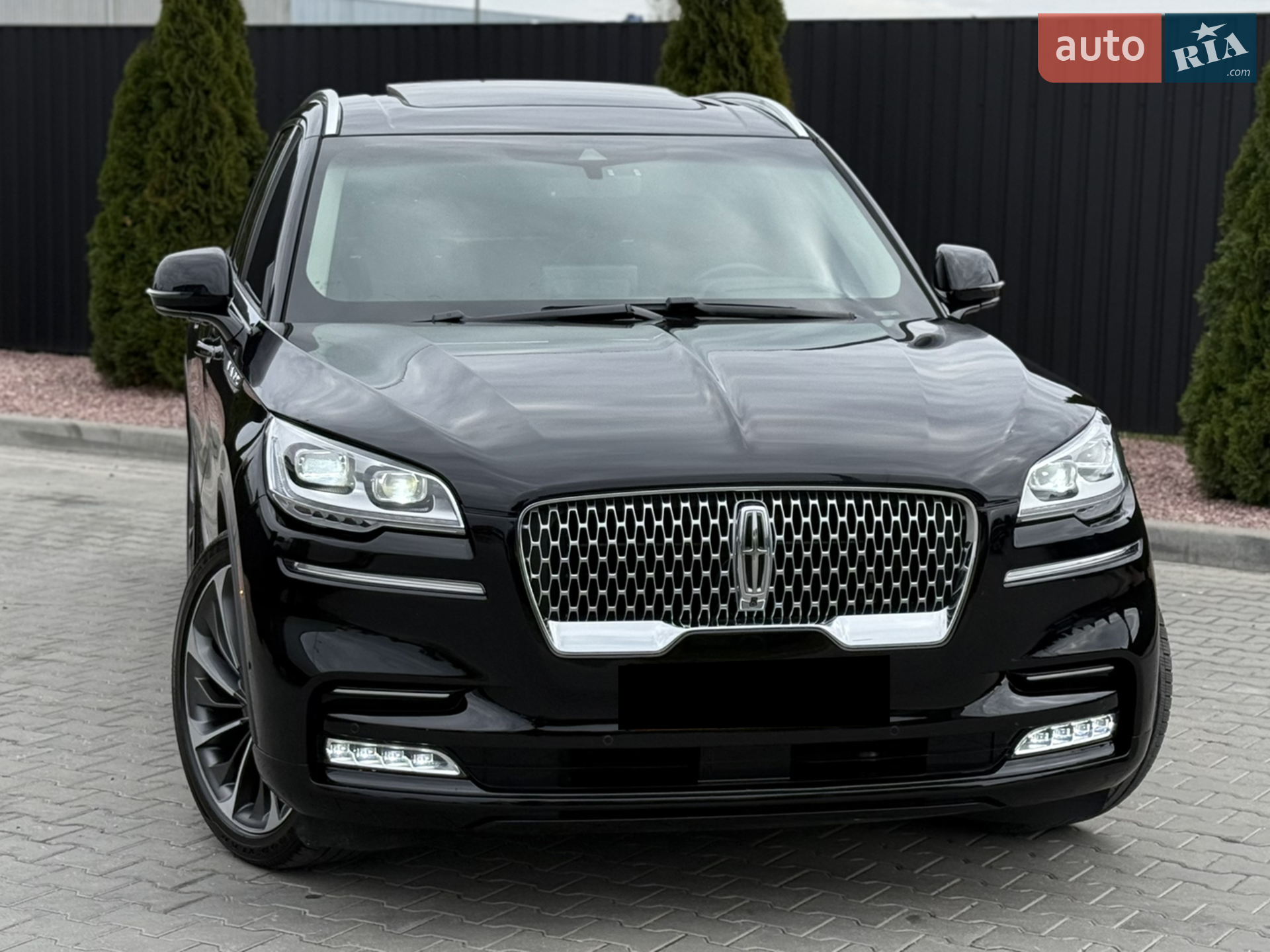 2020 Lincoln Aviator - мініатюра 3