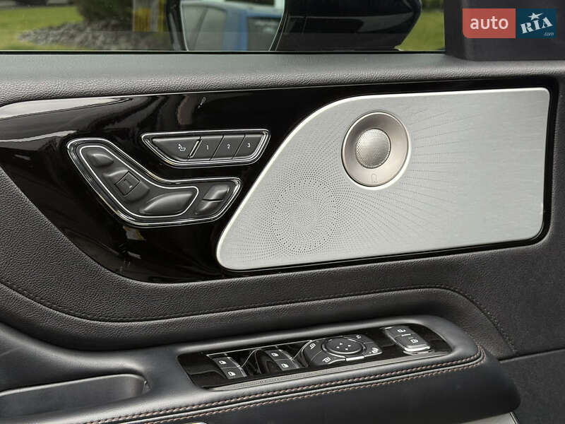 Позашляховик / Кросовер Lincoln Aviator 2020 в Тернополі фото 43 Позашляховик / Кросовер Lincoln Aviator 2020 в Тернополі