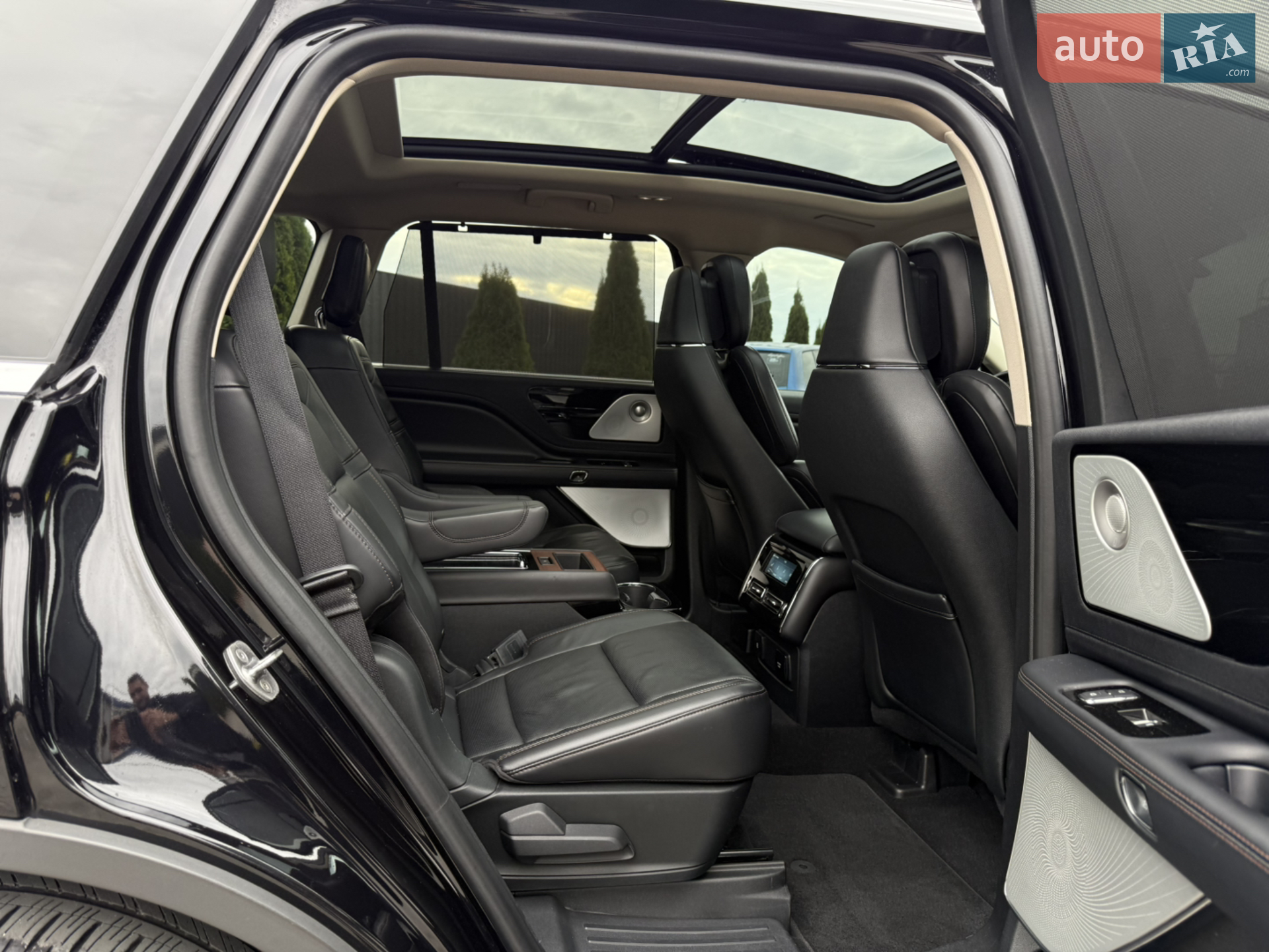 2020 Lincoln Aviator - мініатюра 76