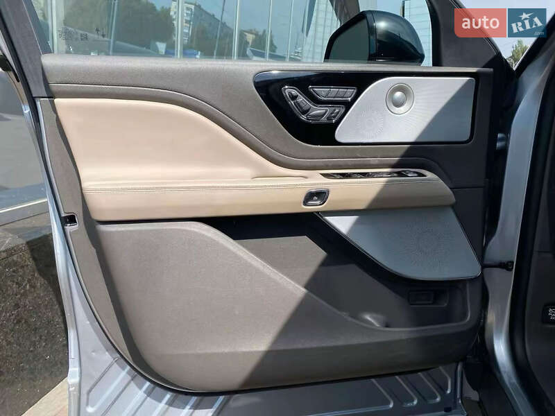 Позашляховик / Кросовер Lincoln Aviator 2019 в Києві фото 19 Позашляховик / Кросовер Lincoln Aviator 2019 в Києві