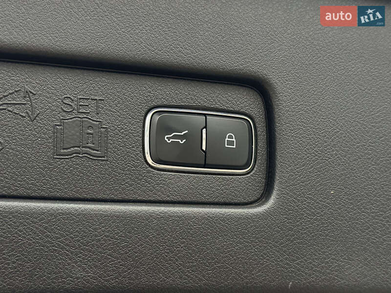 Позашляховик / Кросовер Lincoln Aviator 2019 в Шептицькому