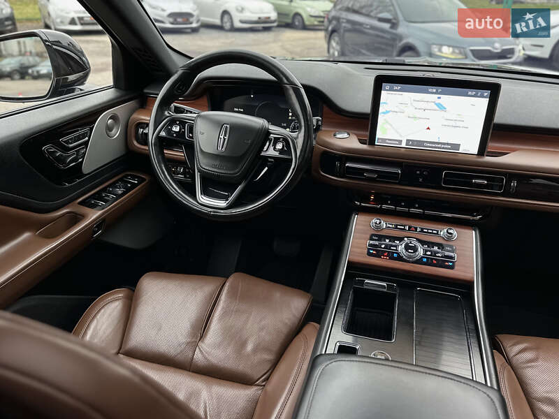 Позашляховик / Кросовер Lincoln Aviator 2019 в Шептицькому