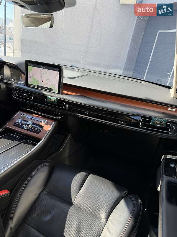 Внедорожник / Кроссовер Lincoln Aviator 2020 в Киеве фото 41 Внедорожник / Кроссовер Lincoln Aviator 2020 в Киеве