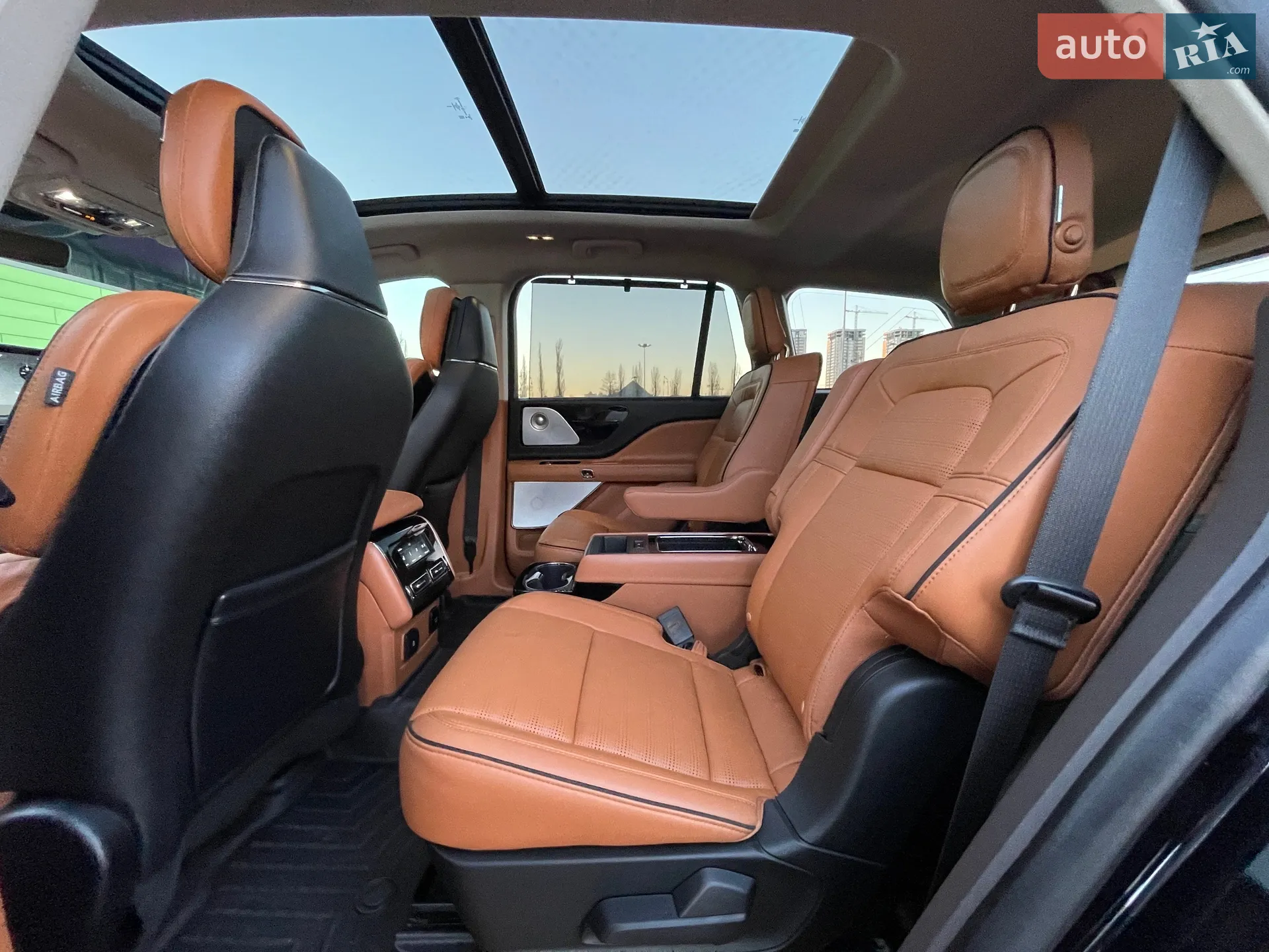 2020 Lincoln Aviator - мініатюра 30