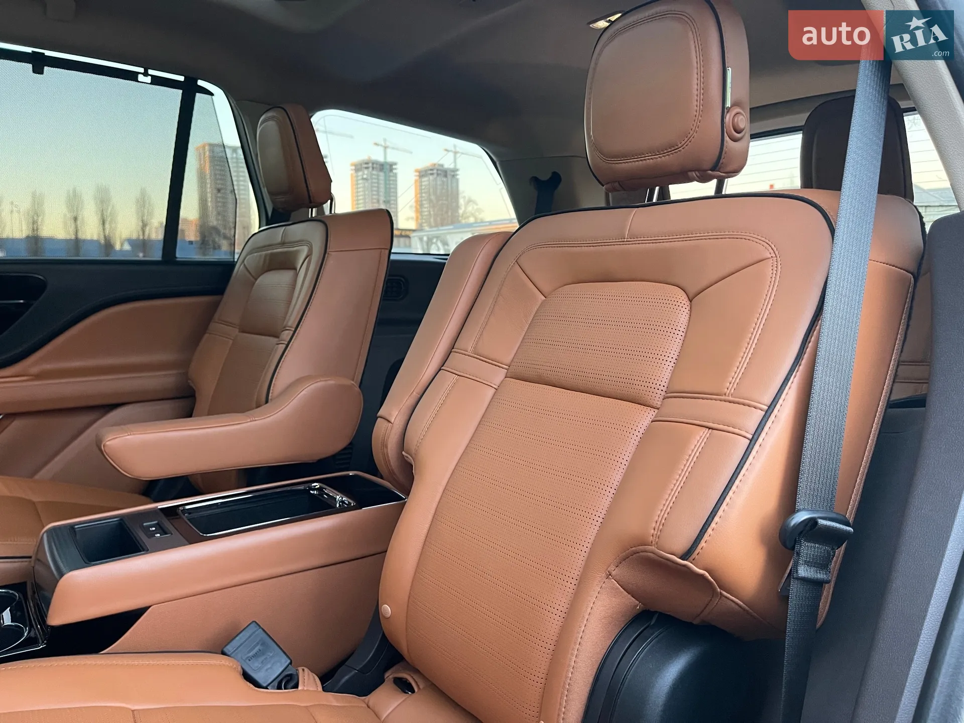 2020 Lincoln Aviator - мініатюра 31