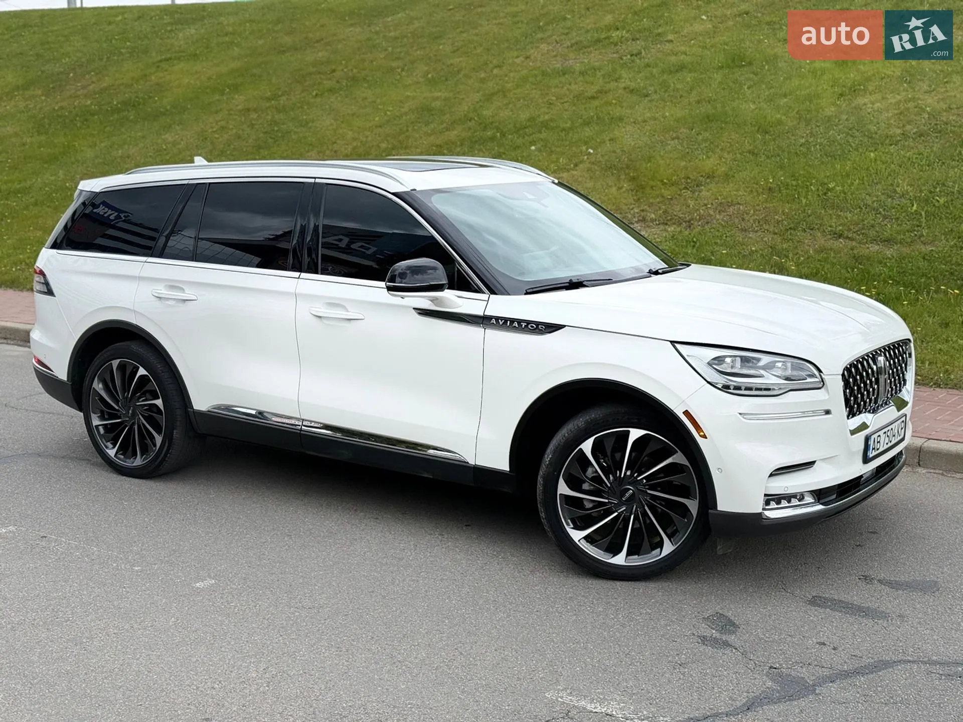 2022 Lincoln Aviator - мініатюра 15