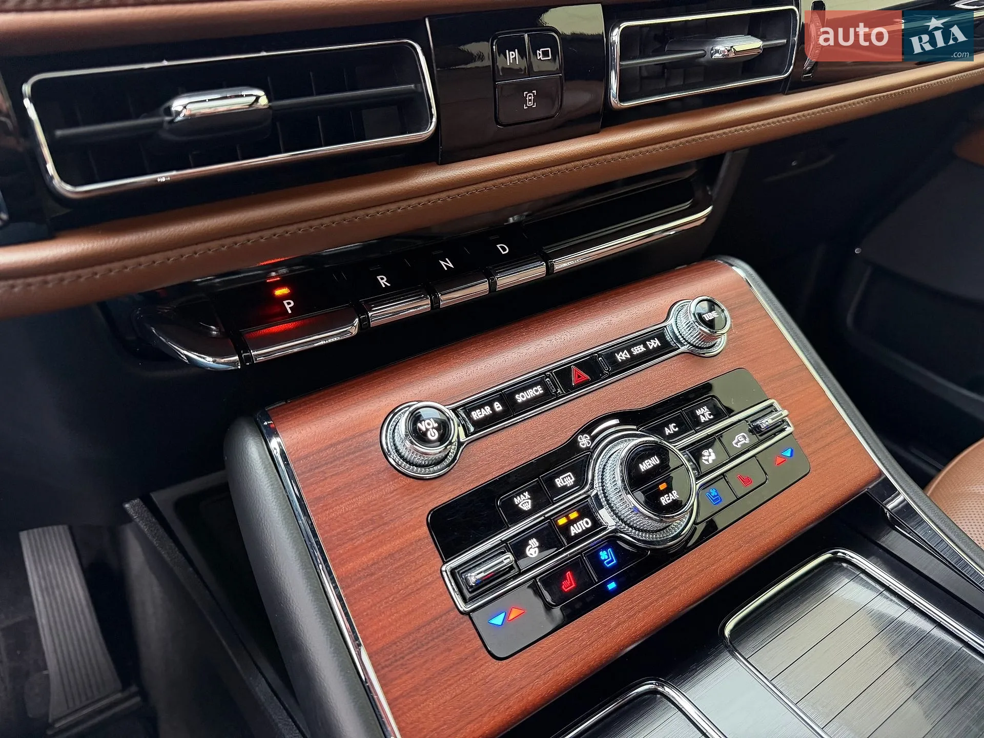 2023 Lincoln Aviator - мініатюра 45
