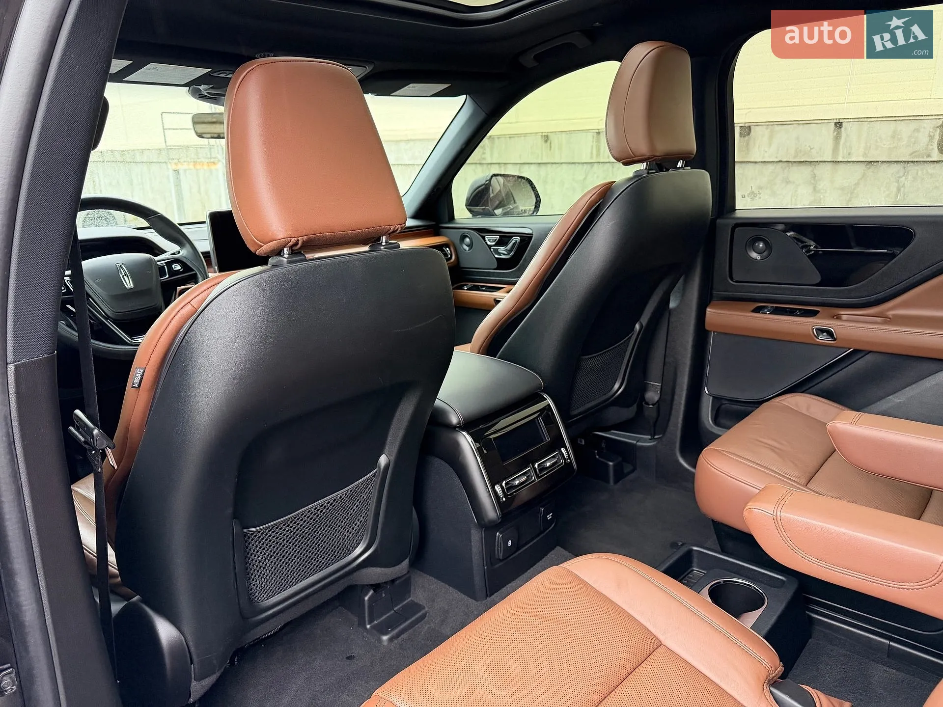 2023 Lincoln Aviator - мініатюра 24