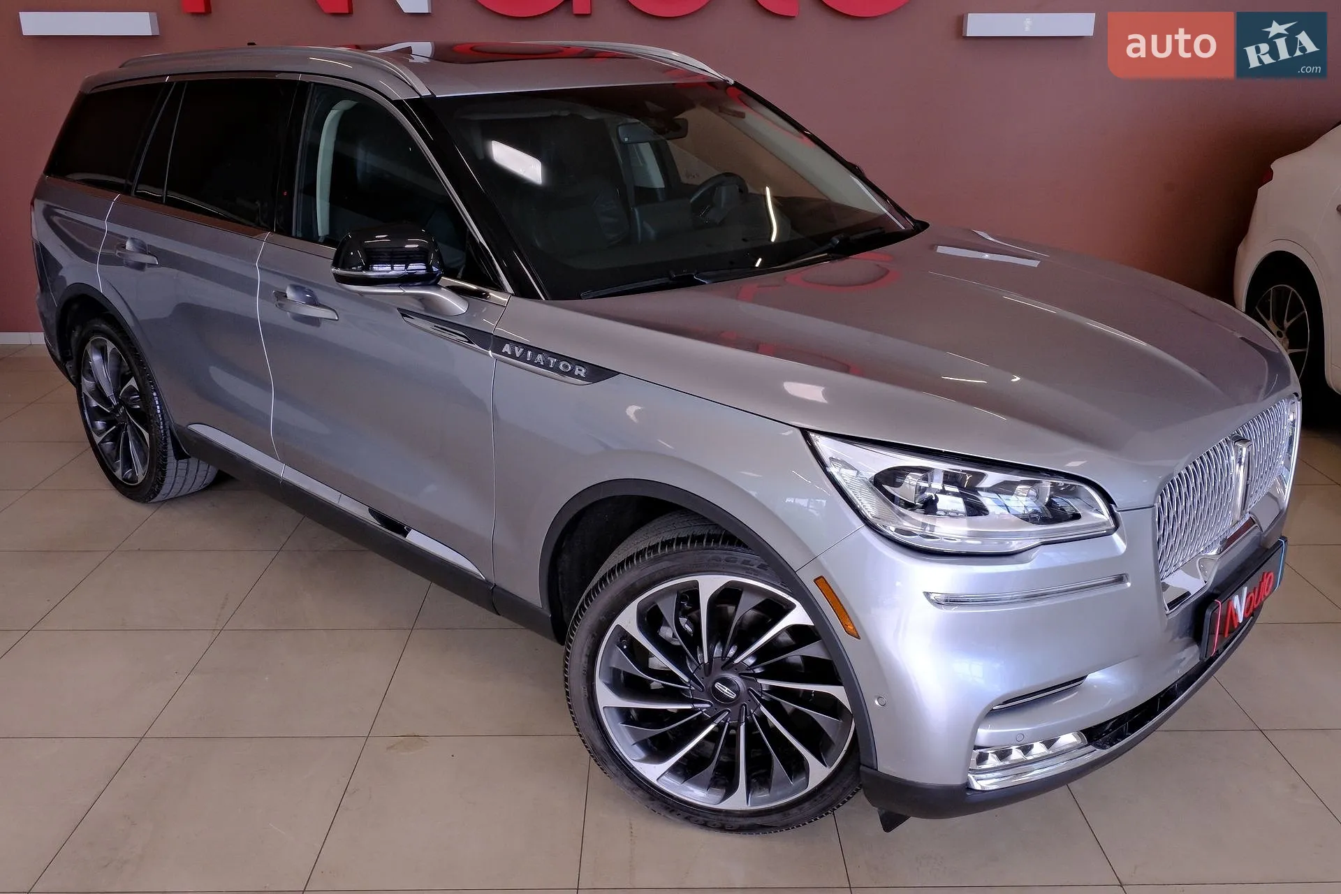 2021 Lincoln Aviator - мініатюра 6