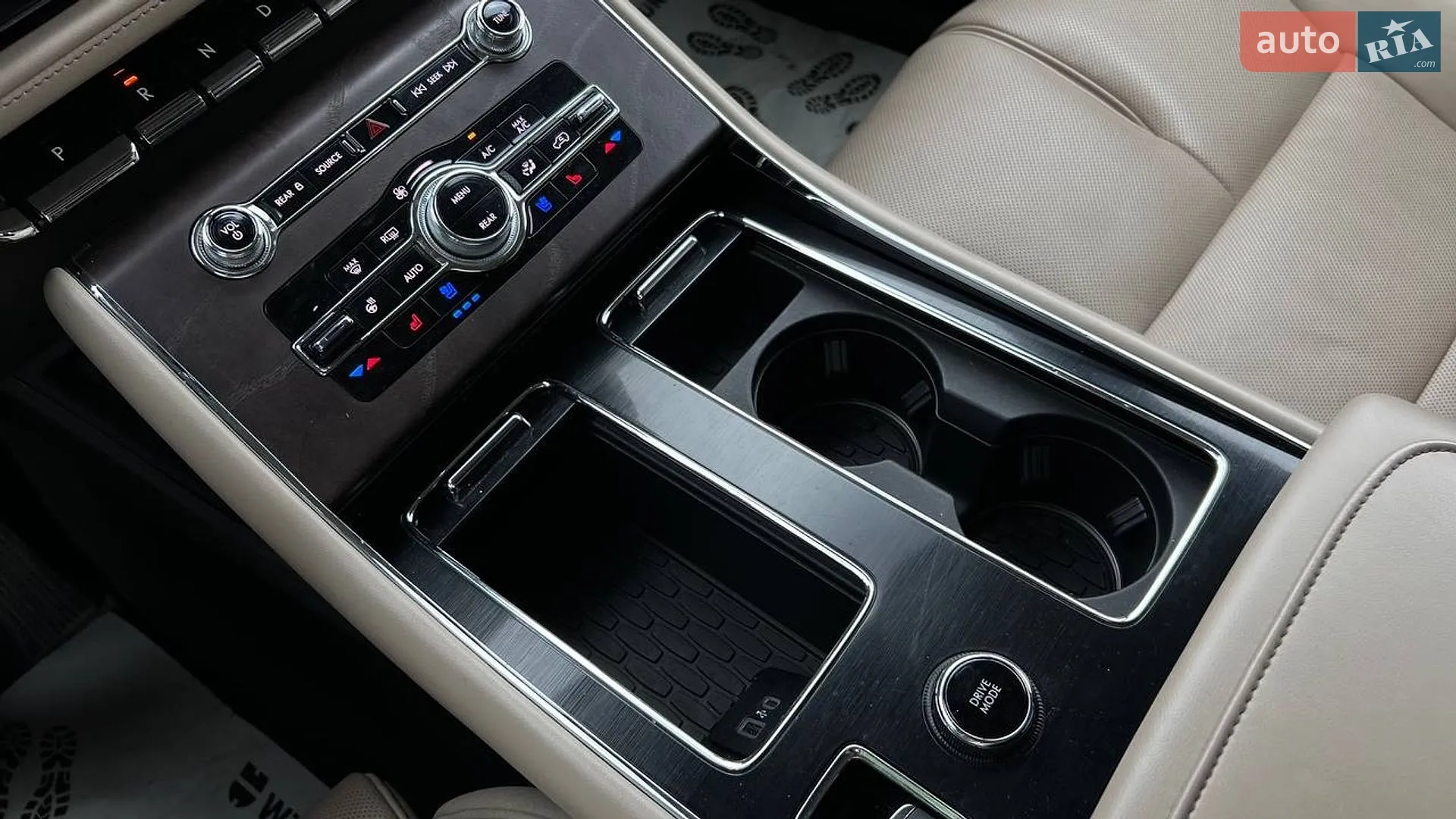 2021 Lincoln Aviator - мініатюра 12