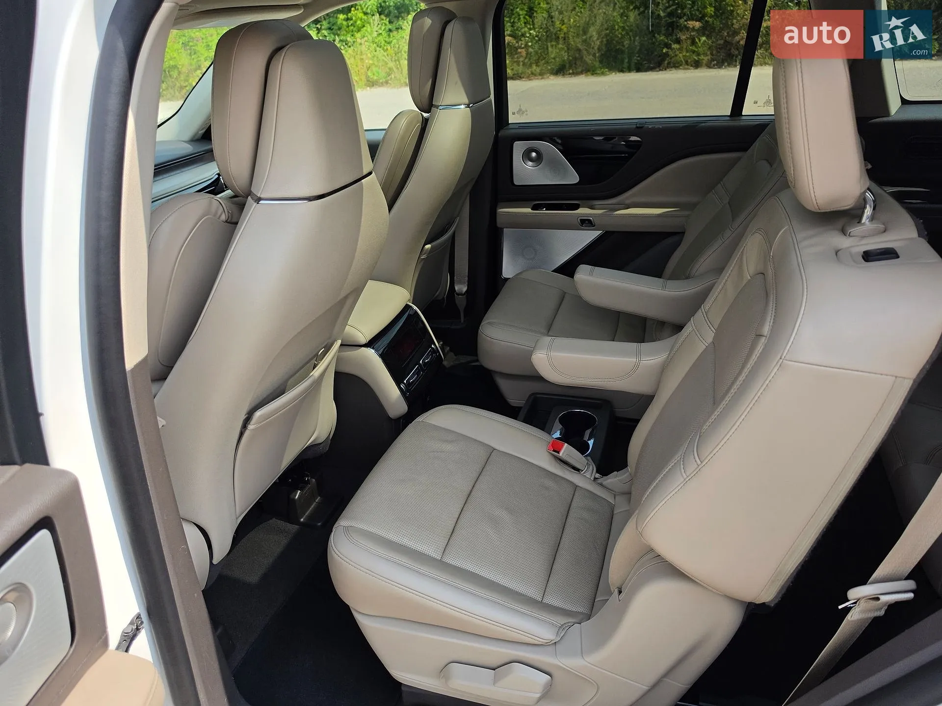 2021 Lincoln Aviator - мініатюра 19