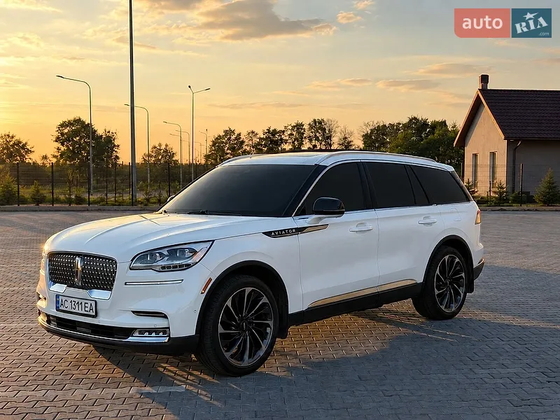 Lincoln Aviator