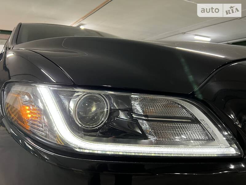 Седан Lincoln Continental 2018 в Києві