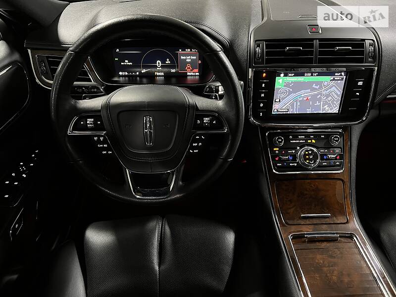 Седан Lincoln Continental 2018 в Києві