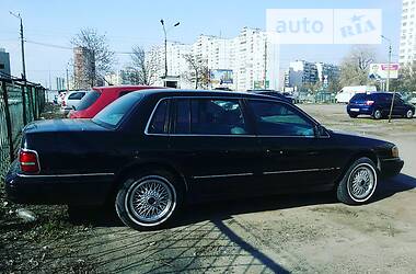 Седан Lincoln Continental 1989 в Києві