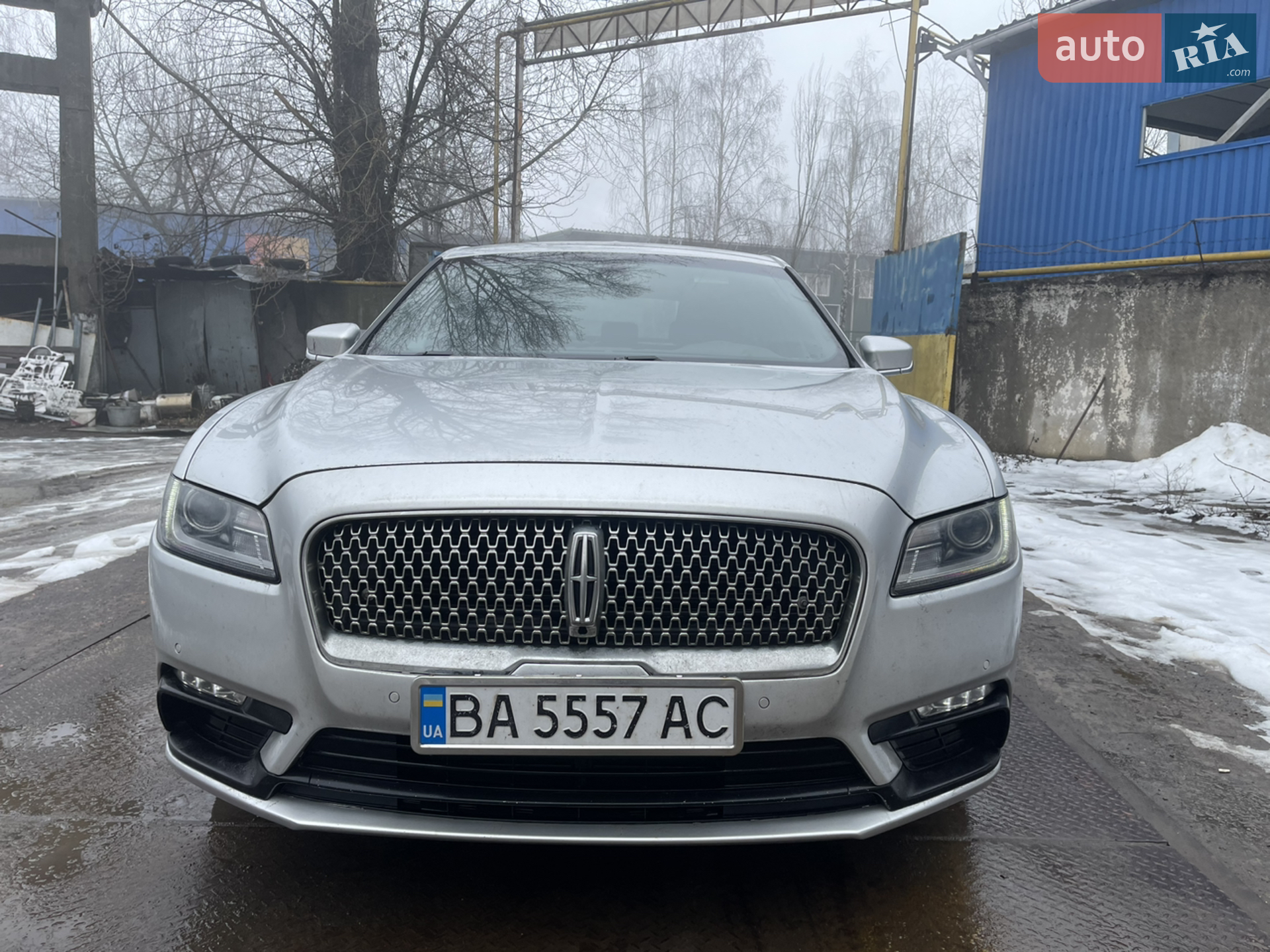 2017 Lincoln Continental - мініатюра 2