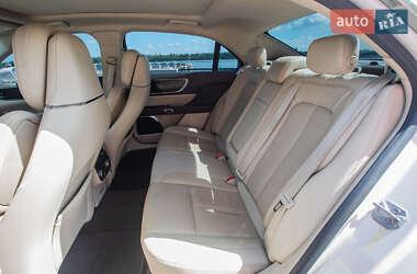 Седан Lincoln Continental 2019 в 