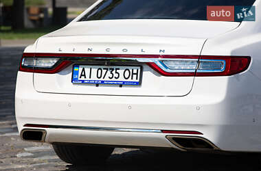Седан Lincoln Continental 2019 в 