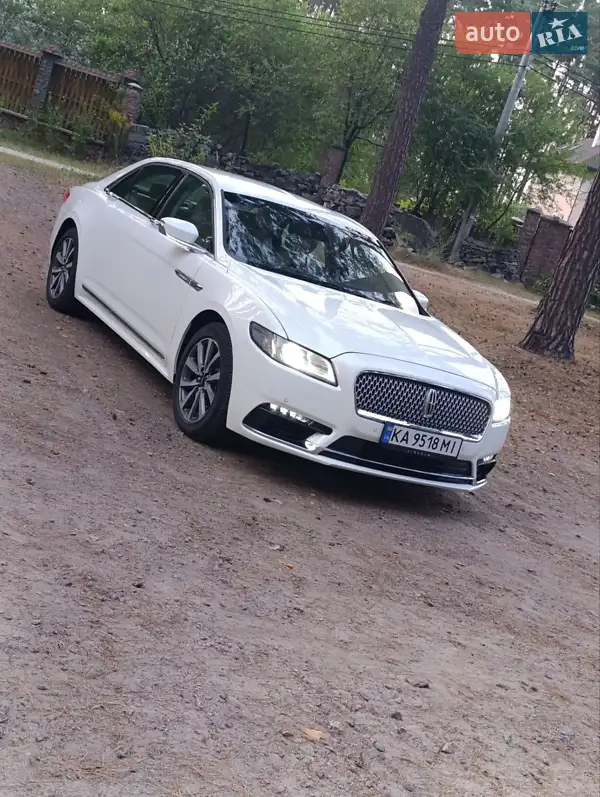 Lincoln Continental 2019