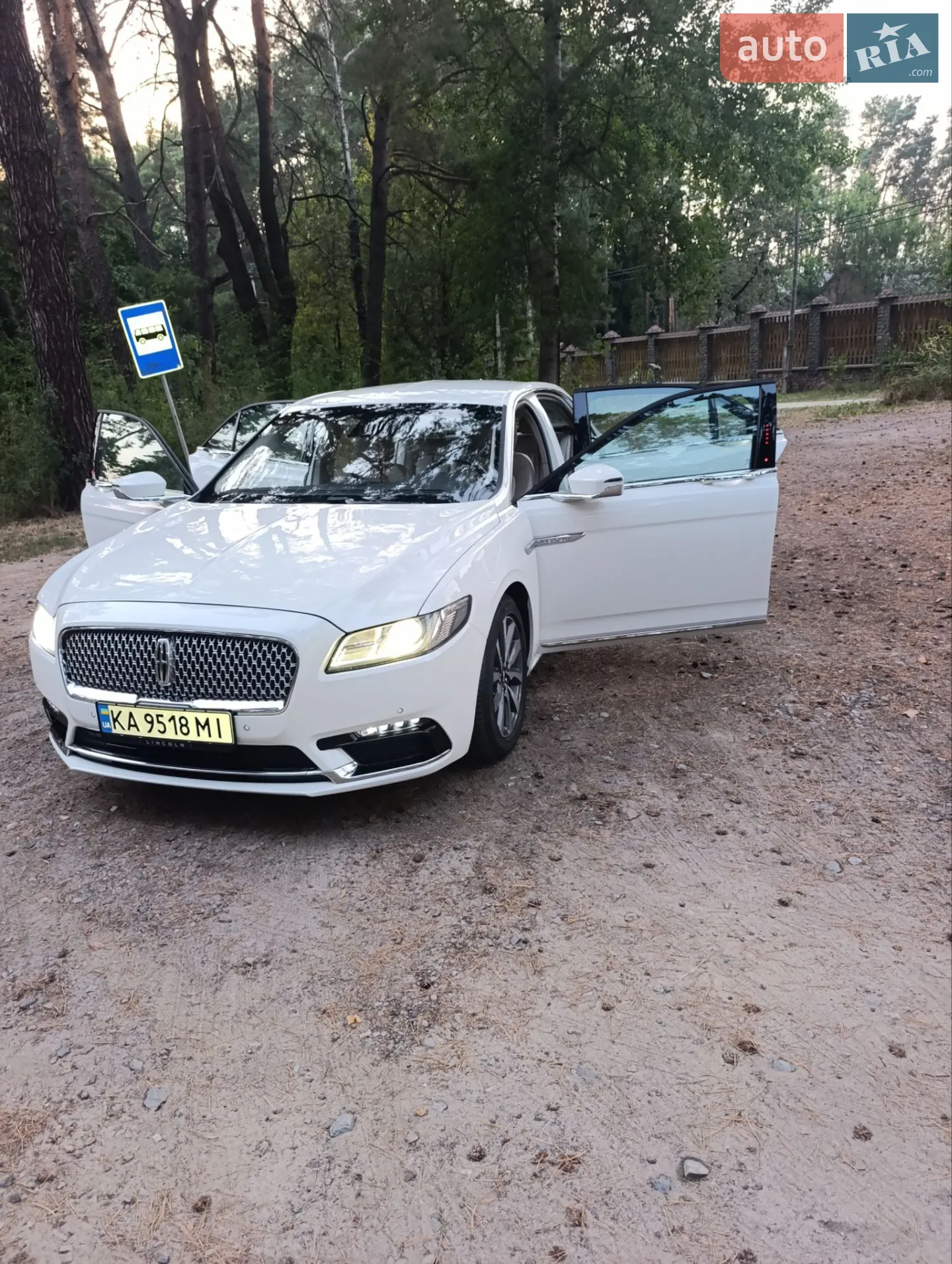2019 Lincoln Continental - мініатюра 15