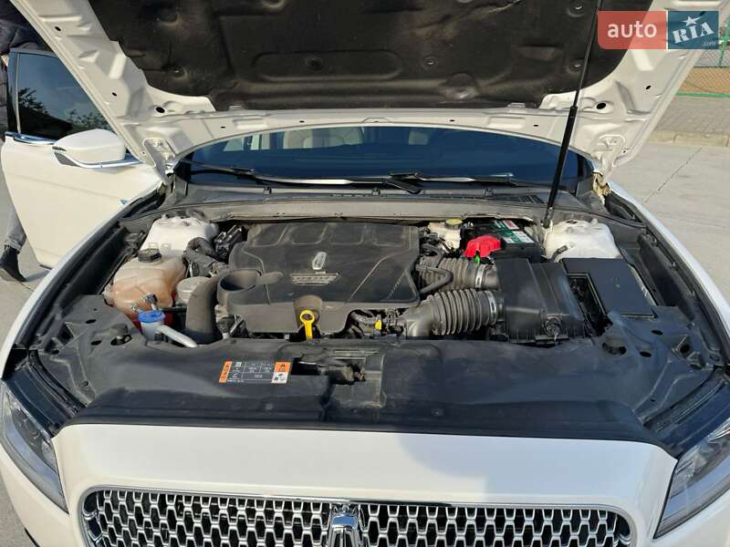 Седан Lincoln Continental 2019 в Одессе
