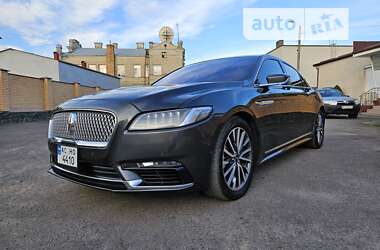 Седан Lincoln Continental 2018 в Володимир-Волинському