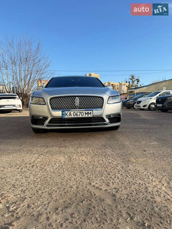 Седан Lincoln Continental 2017 в Киеве