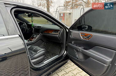 Седан Lincoln Continental 2016 в 