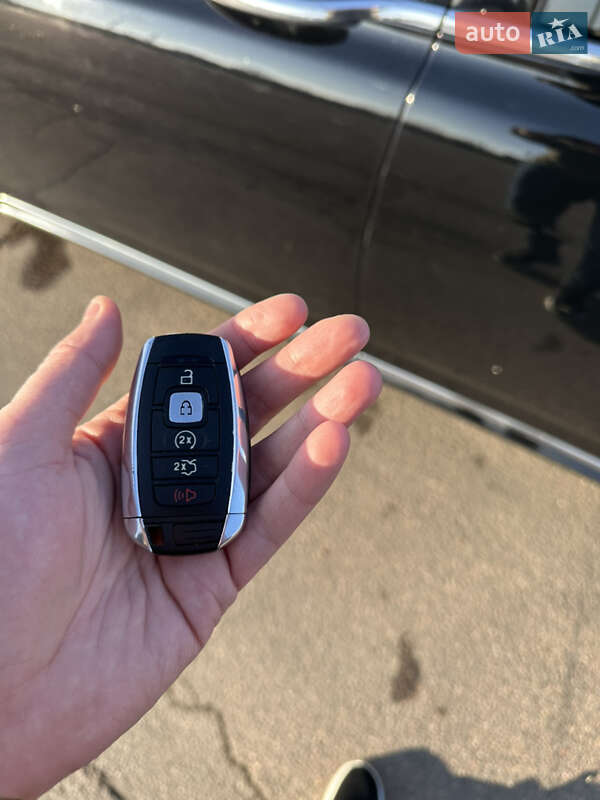 Седан Lincoln Continental 2017 в Одесі