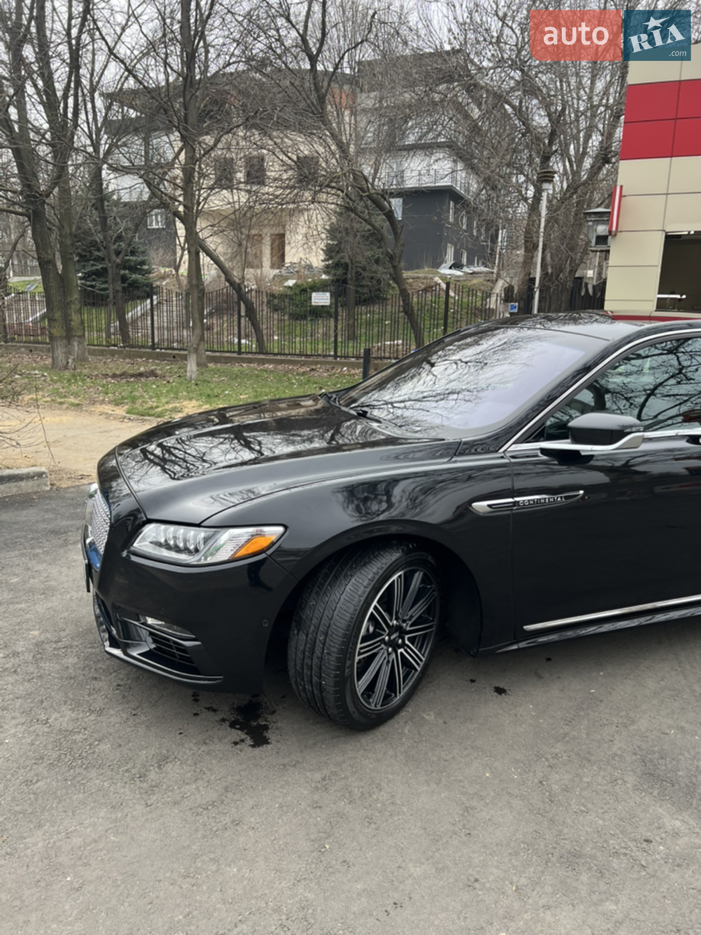 2020 Lincoln Continental - мініатюра 3