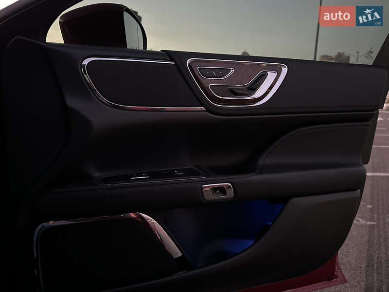 Седан Lincoln Continental 2020 в Киеве фото 56 Седан Lincoln Continental 2020 в Киеве