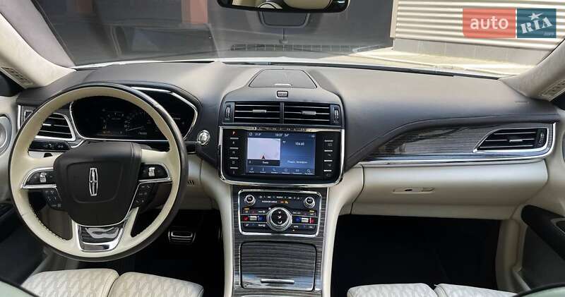 Седан Lincoln Continental 2018 в Києві