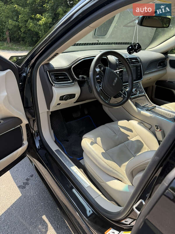 Седан Lincoln Continental 2017 в Бердичеве