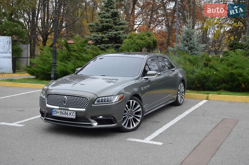Седан Lincoln Continental 2016 в Киеве