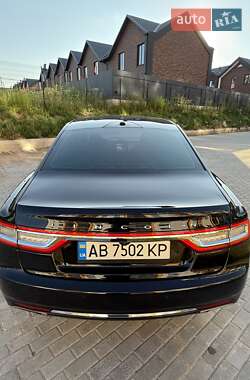 Седан Lincoln Continental 2017 в 