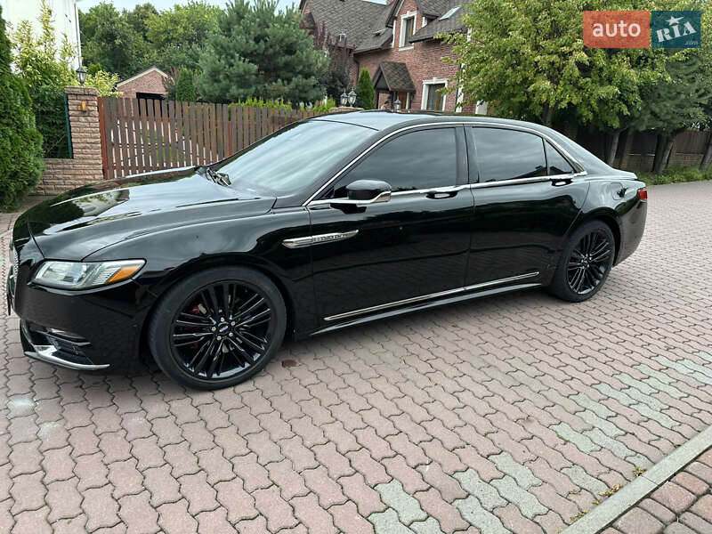 Седан Lincoln Continental 2016 в Чернівцях
