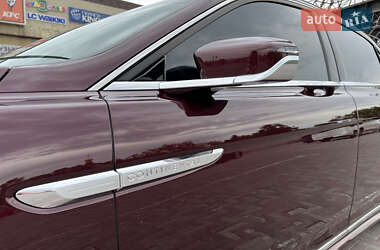 Седан Lincoln Continental 2016 в 