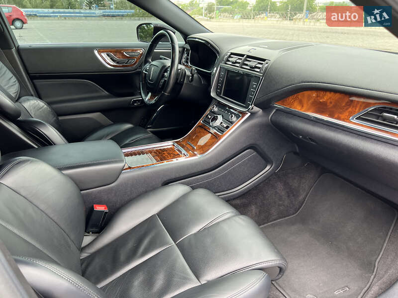 Седан Lincoln Continental 2016 в Харькове