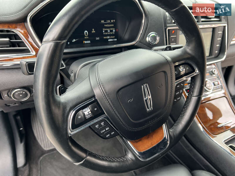 Седан Lincoln Continental 2016 в Харькове