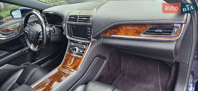 Седан Lincoln Continental 2017 в Луцке фото 10 Седан Lincoln Continental 2017 в Луцке