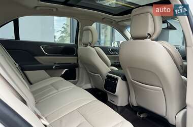Седан Lincoln Continental 2017 в 